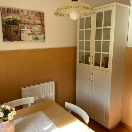 Semesterbostad Country House 'pri Lipi' *